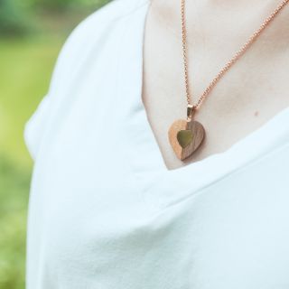 Egy fa ékszerben tárolt szerelem ❤️🌲 #hungariangirl #woodfi